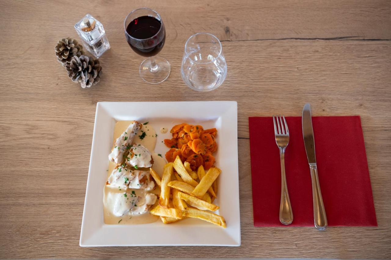 Hotel Restaurant Le Centre Lelex Luaran gambar