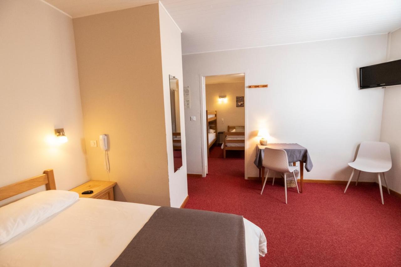 Hotel Restaurant Le Centre Lelex Luaran gambar